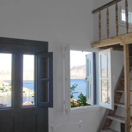 Dora * Symi