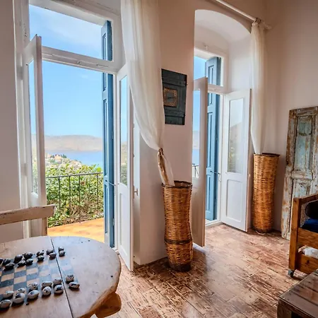 Dora Vakantiehuis Sými
